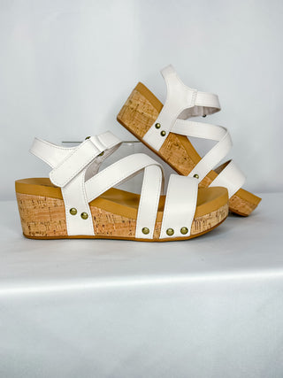 Corky’s Ivory Sun Down Wedge