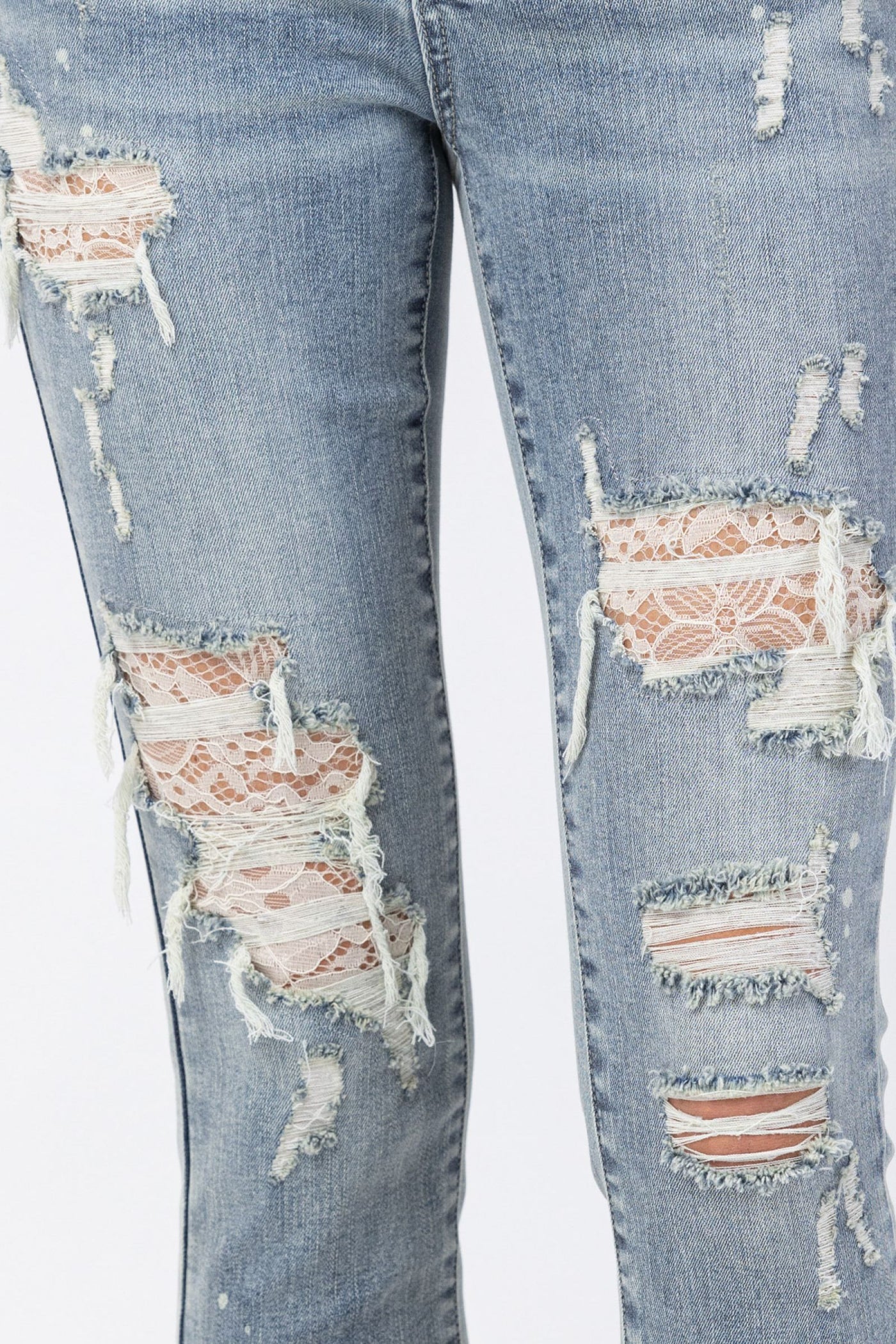 Judy Blue MID-RISE LACE PATCH SKINNY
